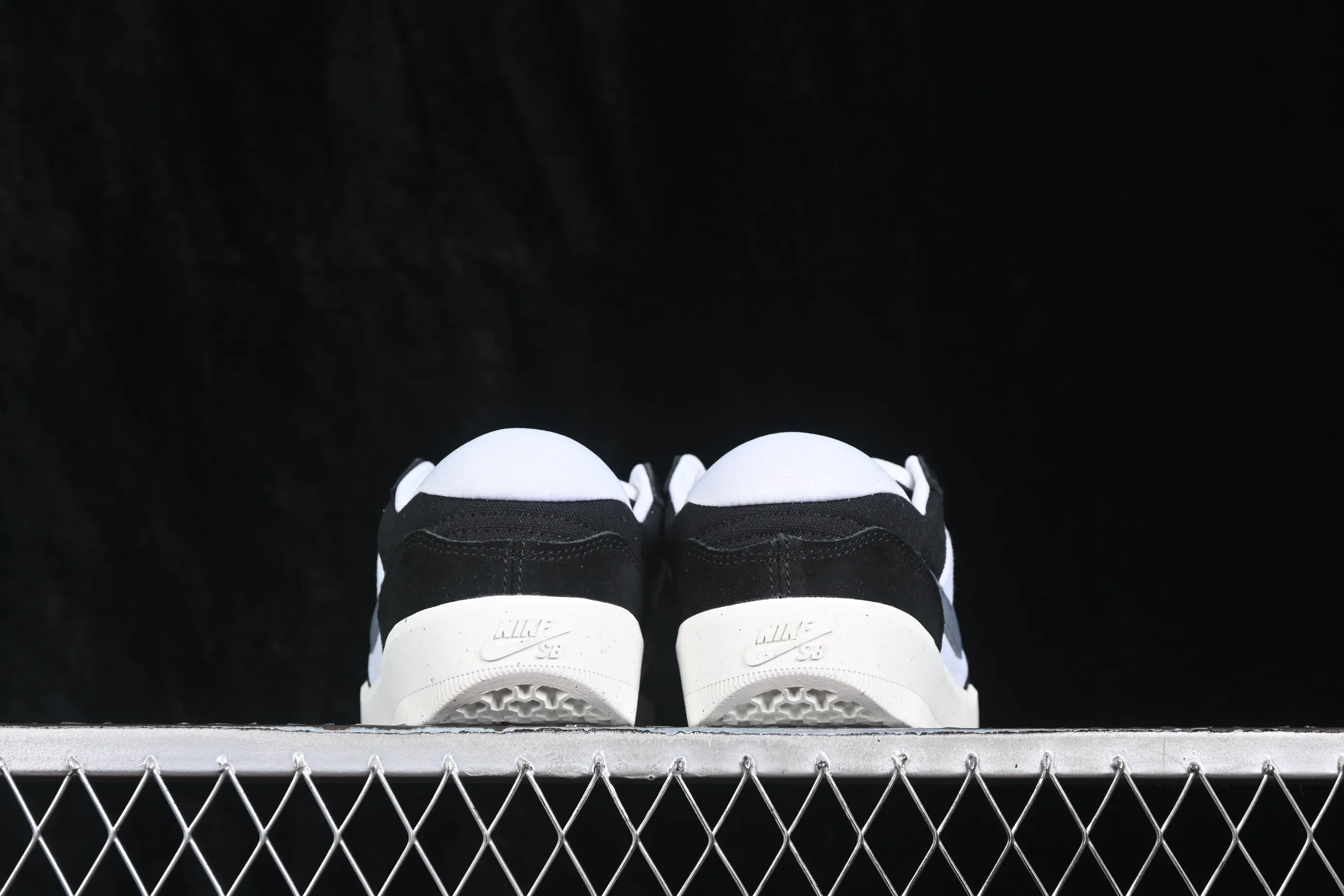All categories Nk SB Dunk series Nk Force 58 simplified skateboard shoes Nike SB Force 58 Nike simplified retro skateboard shoes DV5477-012